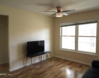 13364 Beach Boulevard - Photo Thumbnail 11