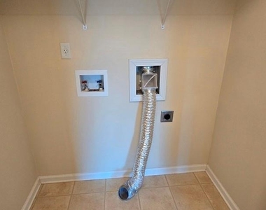 5472 Festival Av - Photo Thumbnail 30