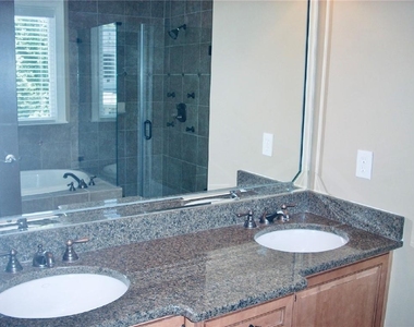 384 16th Street Nw - Photo Thumbnail 23