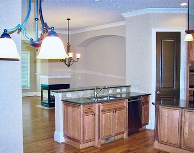 384 16th Street Nw - Photo Thumbnail 16