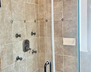 384 16th Street Nw - Photo Thumbnail 27