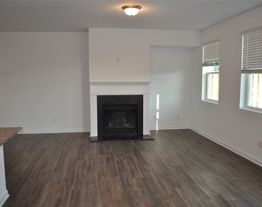 5745 Thornton Drive - Photo Thumbnail 14
