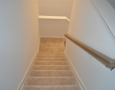 5745 Thornton Drive - Photo Thumbnail 23