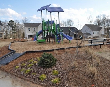 5745 Thornton Drive - Photo Thumbnail 44
