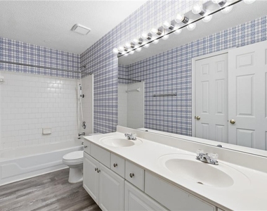 6430 Barwick Lane - Photo Thumbnail 30