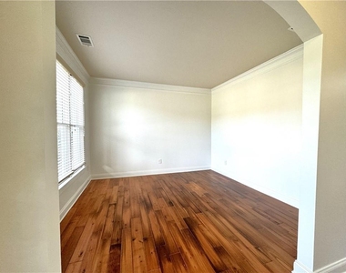 5195 Wickingham Lane - Photo Thumbnail 4