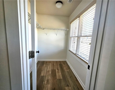 5195 Wickingham Lane - Photo Thumbnail 37