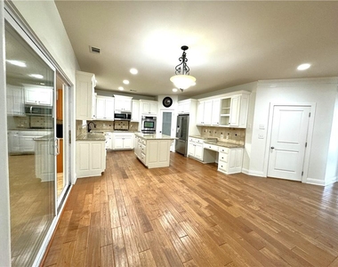 5195 Wickingham Lane - Photo Thumbnail 16