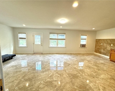 5195 Wickingham Lane - Photo Thumbnail 18