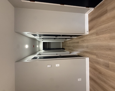 405 E Reed Street - Photo Thumbnail 5