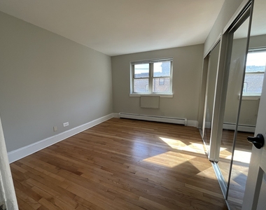 5950 N Kenmore Avenue - Photo Thumbnail 15