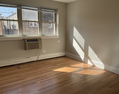 5950 N Kenmore Avenue - Photo Thumbnail 13