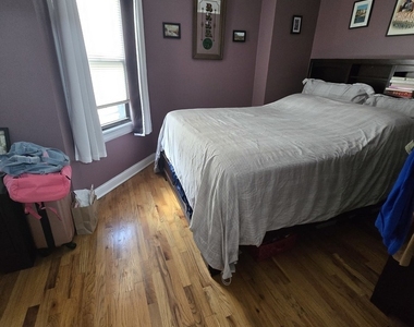 1321 W Grand Avenue - Photo Thumbnail 5