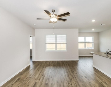 7523 Tipton Meadow Way - Photo Thumbnail 1