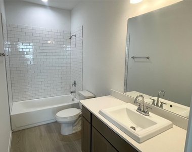 2400 Nile Valley Road - Photo Thumbnail 21