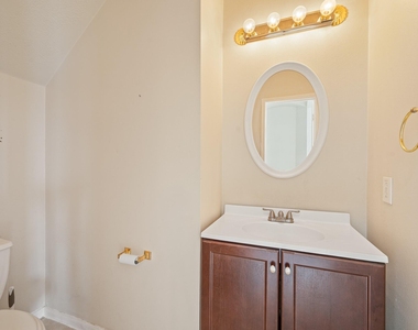 11134 Maynard Place - Photo Thumbnail 9