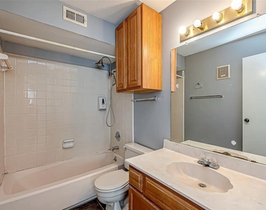 7729 Cambridge Street - Photo Thumbnail 20