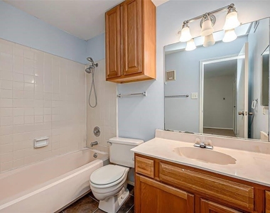 7729 Cambridge Street - Photo Thumbnail 6