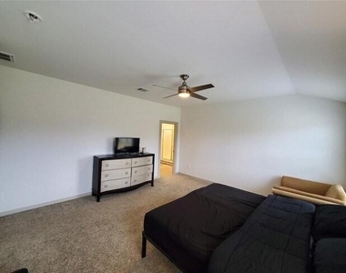 6910 Dell Vista Dr Drive - Photo Thumbnail 13
