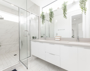 608 Middle Street - Photo Thumbnail 17