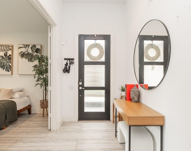 608 Middle Street - Photo Thumbnail 28