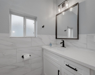 6322 Victoria Street - Photo Thumbnail 26