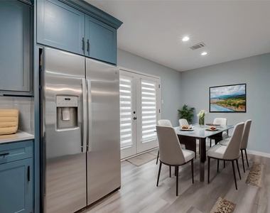 6322 Victoria Street - Photo Thumbnail 12