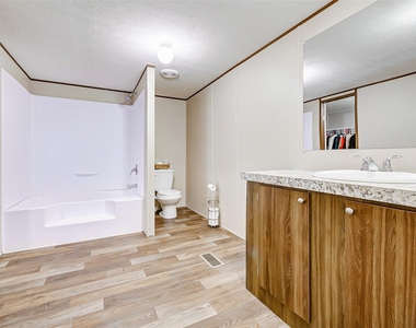 21012 Liberty Street - Photo Thumbnail 18