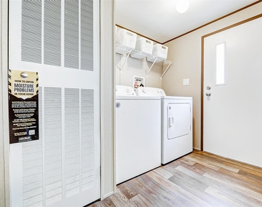 21012 Liberty Street - Photo Thumbnail 15