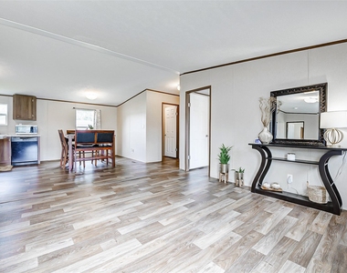 21012 Liberty Street - Photo Thumbnail 7