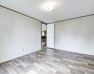 21012 Liberty Street - Photo Thumbnail 23