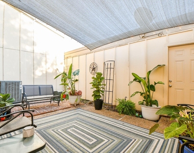 2940 Windchase Boulevard - Photo Thumbnail 28