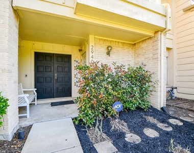 2940 Windchase Boulevard - Photo Thumbnail 27