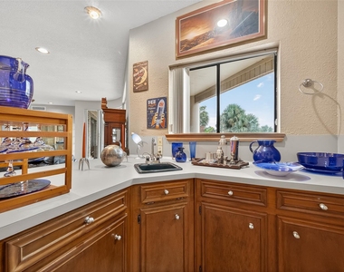 1623 Lake Arbor Drive - Photo Thumbnail 13