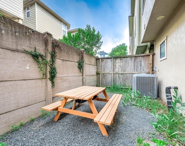 620 Westcott Street - Photo Thumbnail 21
