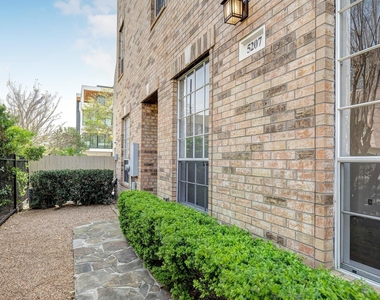 5207 Blossom Street - Photo Thumbnail 1