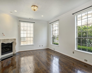 5207 Blossom Street - Photo Thumbnail 6