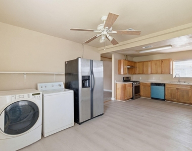 2411 Leffingwell Street - Photo Thumbnail 13