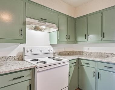 610 County Road 157 - Photo Thumbnail 12