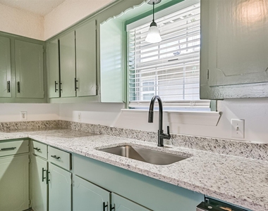 610 County Road 157 - Photo Thumbnail 10