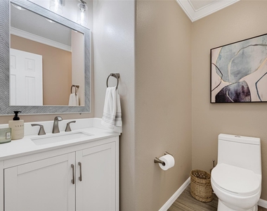 4102 Caneshaw Drive - Photo Thumbnail 7