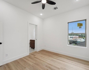 7416 Maxroy Street - Photo Thumbnail 26