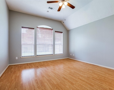 9331 Rodgers Road - Photo Thumbnail 18