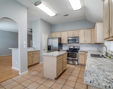 9331 Rodgers Road - Photo Thumbnail 11