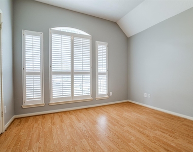 9331 Rodgers Road - Photo Thumbnail 20