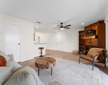 12755 Mill Ridge Drive - Photo Thumbnail 10