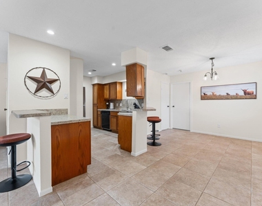 12755 Mill Ridge Drive - Photo Thumbnail 8