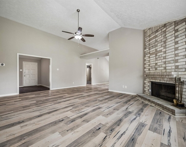 2414 Chelston Court - Photo Thumbnail 8