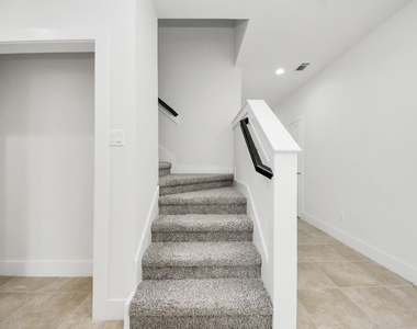 1189 County Road 5100 - Photo Thumbnail 5