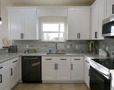 1189 County Road 5100 - Photo Thumbnail 13